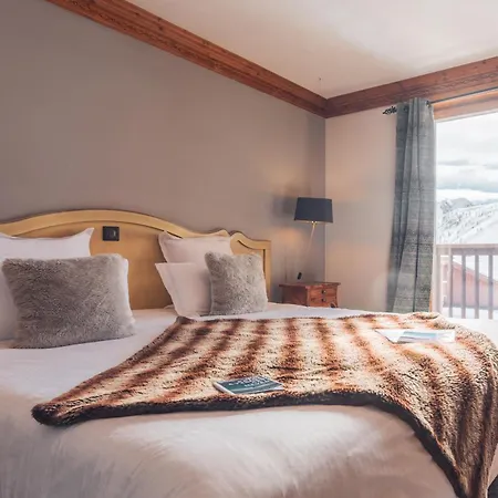 Hôtel Les Suites Du Montana-3